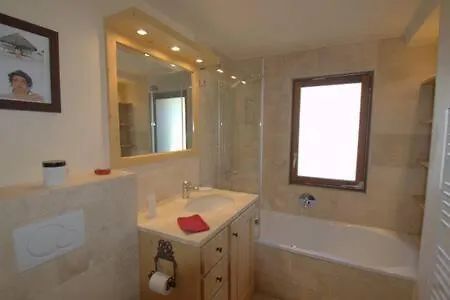 Apartmán Ski-in, Chalet-style Appt - 1 Min Walk To Lift *