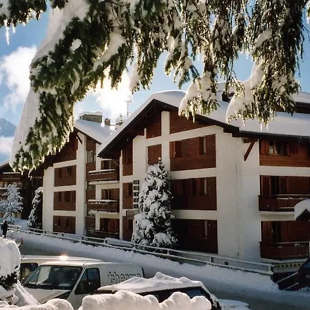 Apartmán Ski-in, Chalet-style Appt - 1 Min Walk To Lift Verbier
